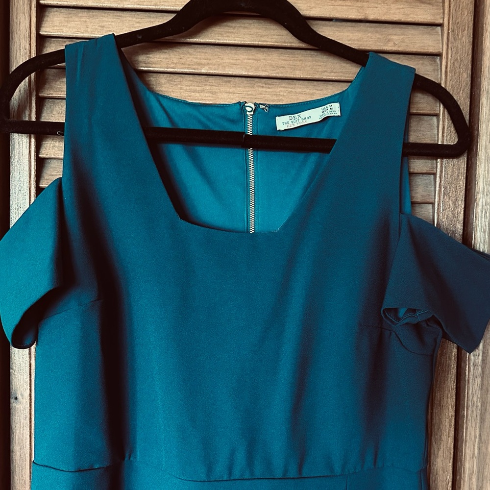 Dex jade Cold Shoulder Midi Dress - Picture 3 of 7